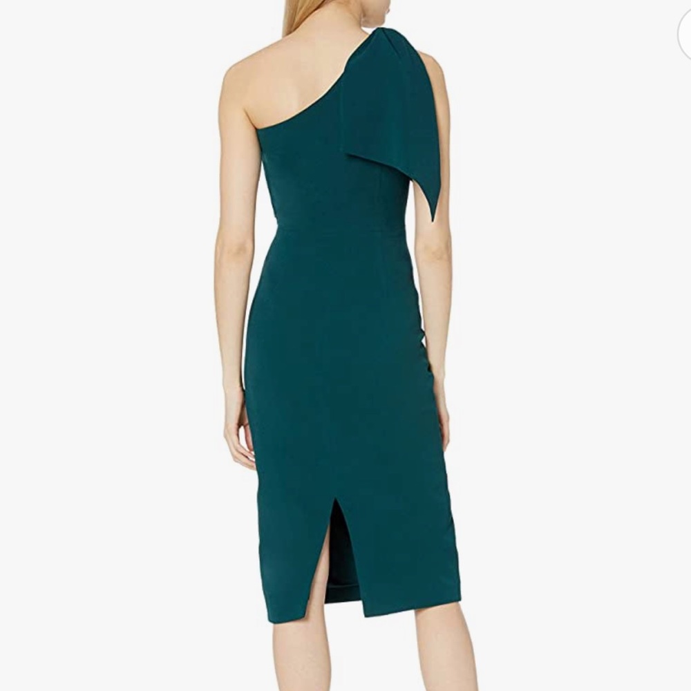 Dress The Population NWT